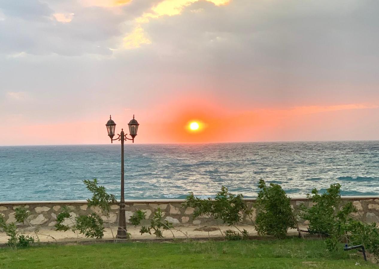 Amazing Beach View In Ras Sudr راس سدر Ras Sedr Raʼs Matārimah Εξωτερικό φωτογραφία